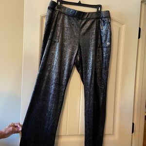 Juicy couture women’s pants size Large metallic silver NWT  perfect for holiday